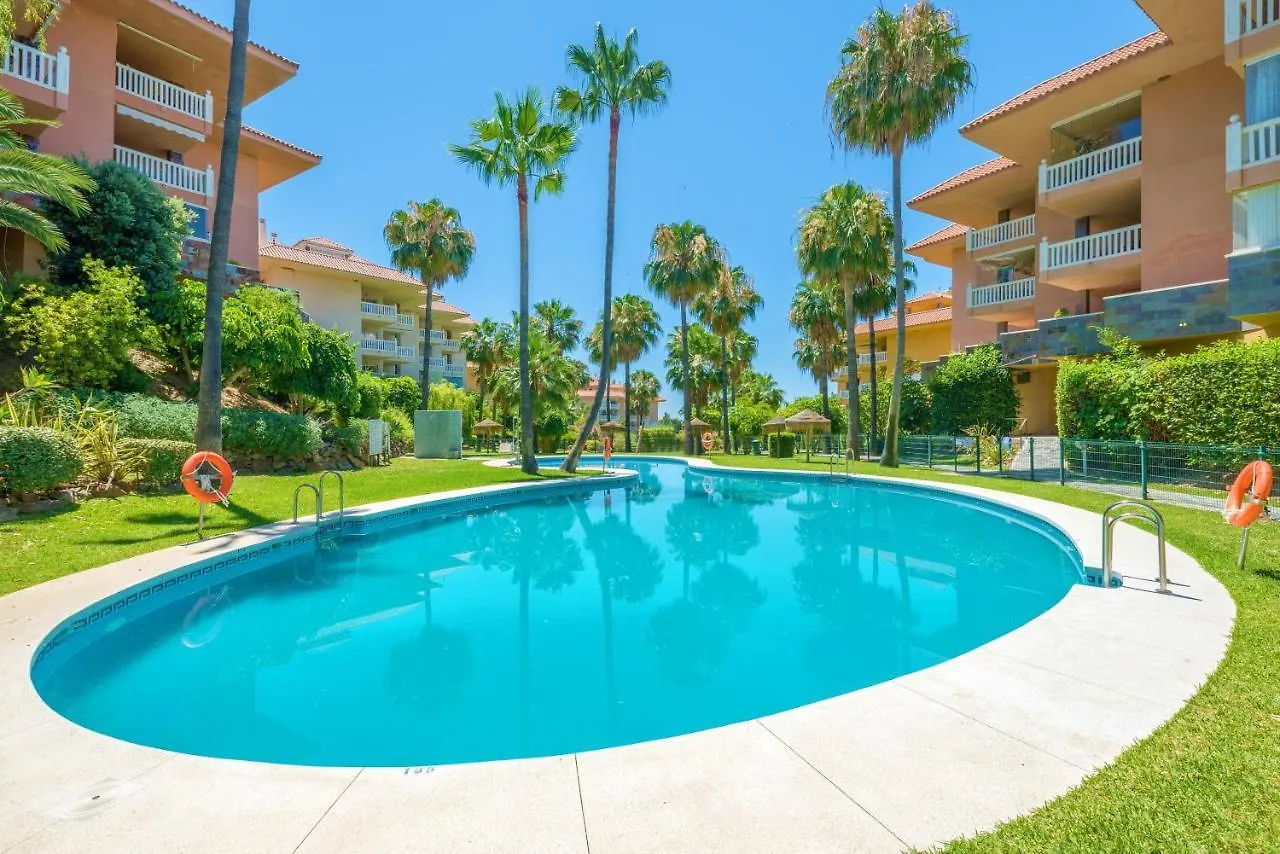 فوينخيرولا Reserva Del Higueron Beach & Spa شقة